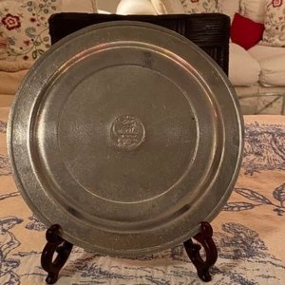 *FOR HANNAH* Lot of 3 Pewtarex Fairfield University Commemorative Plates - Picture 2 of 2